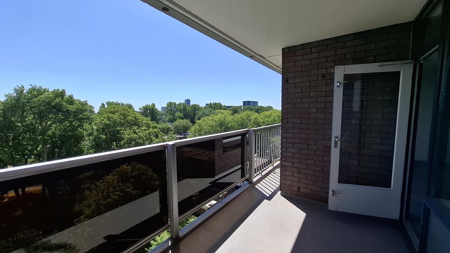 Appartement te koop: Tijmweg 106, Hoogvliet Rotterdam