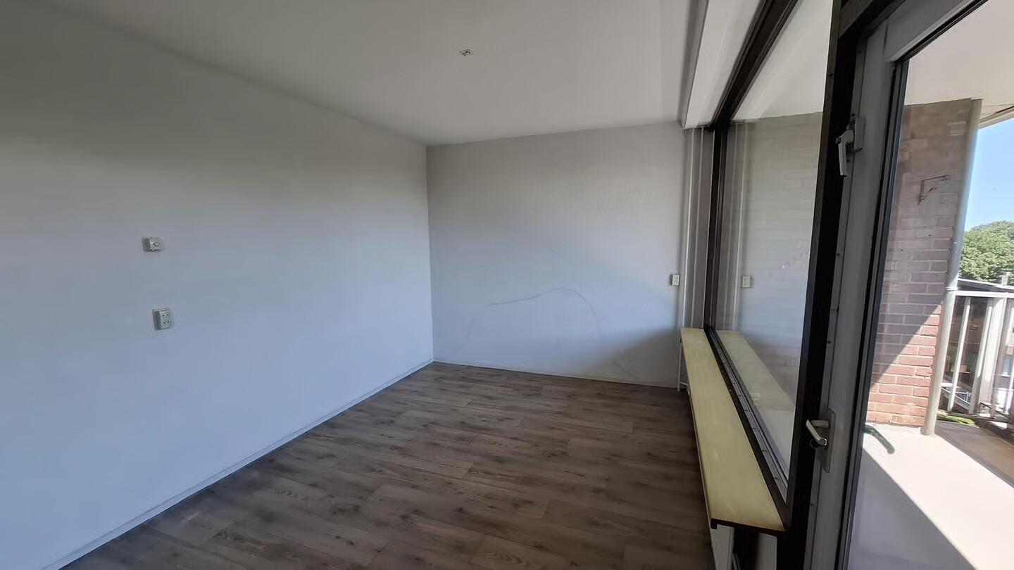 Appartement te koop: Tijmweg 106, Hoogvliet Rotterdam