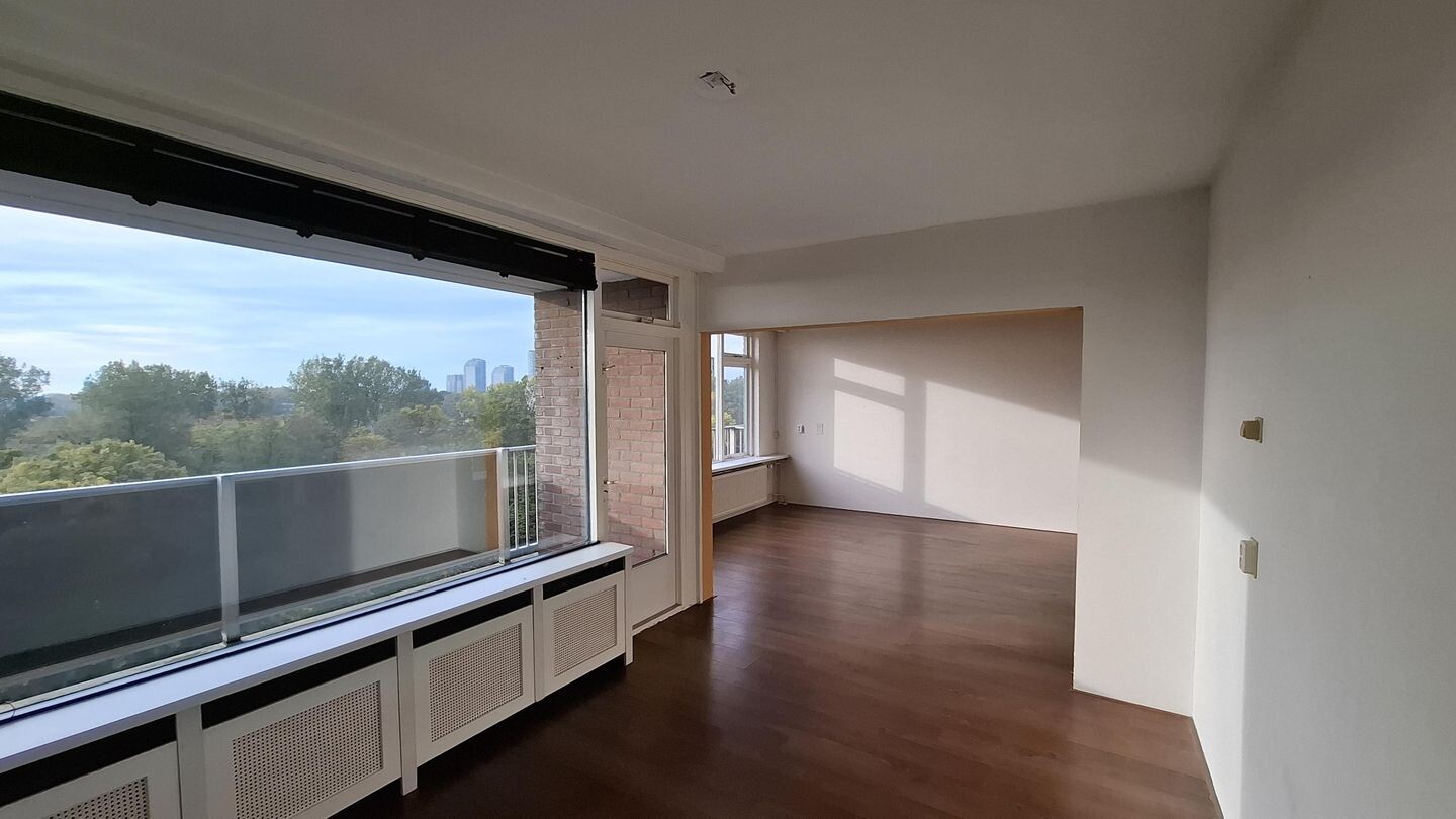 Appartement te koop: Tijmweg 164, Hoogvliet Rotterdam