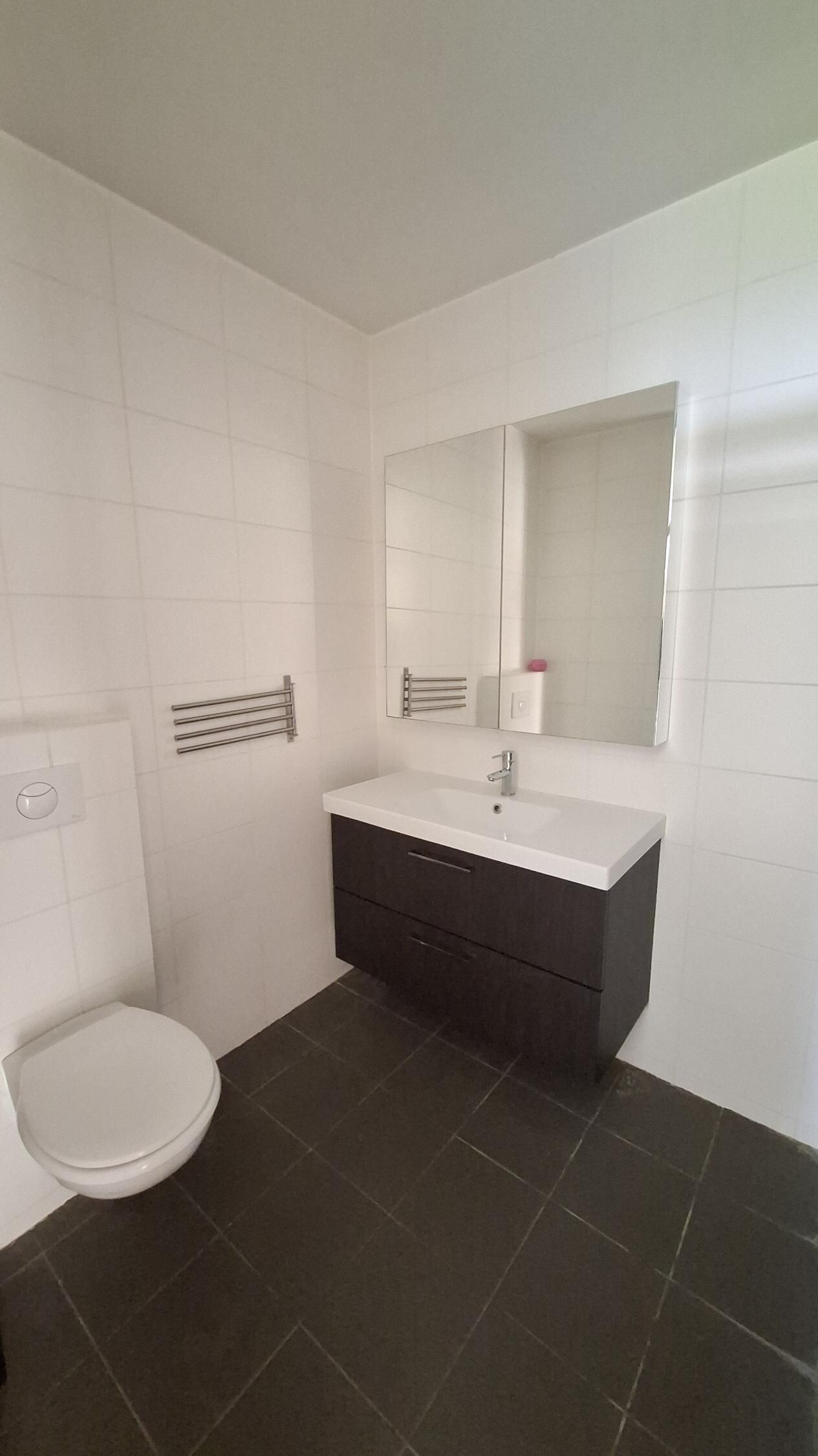 Appartement te koop: Tijmweg 164, Hoogvliet Rotterdam
