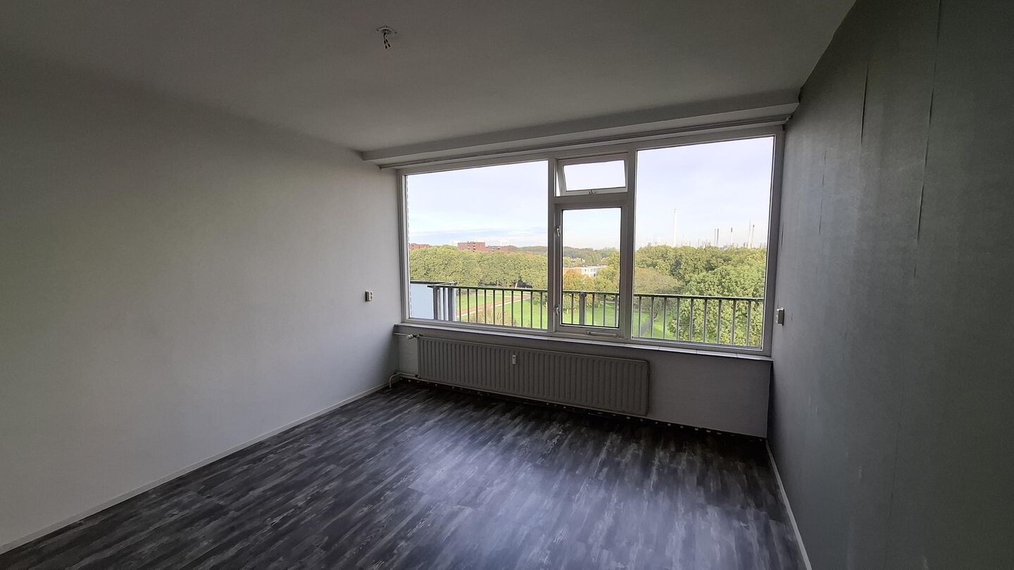 Appartement te koop: Tijmweg 164, Hoogvliet Rotterdam