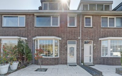 Voorweg 28