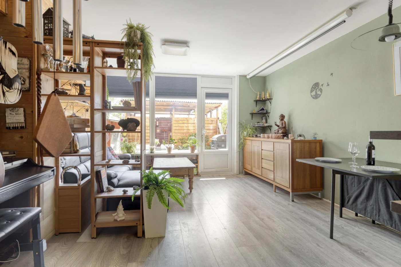 Tussenwoning te koop: Tieflandstraat 54, Hoogvliet Rotterdam