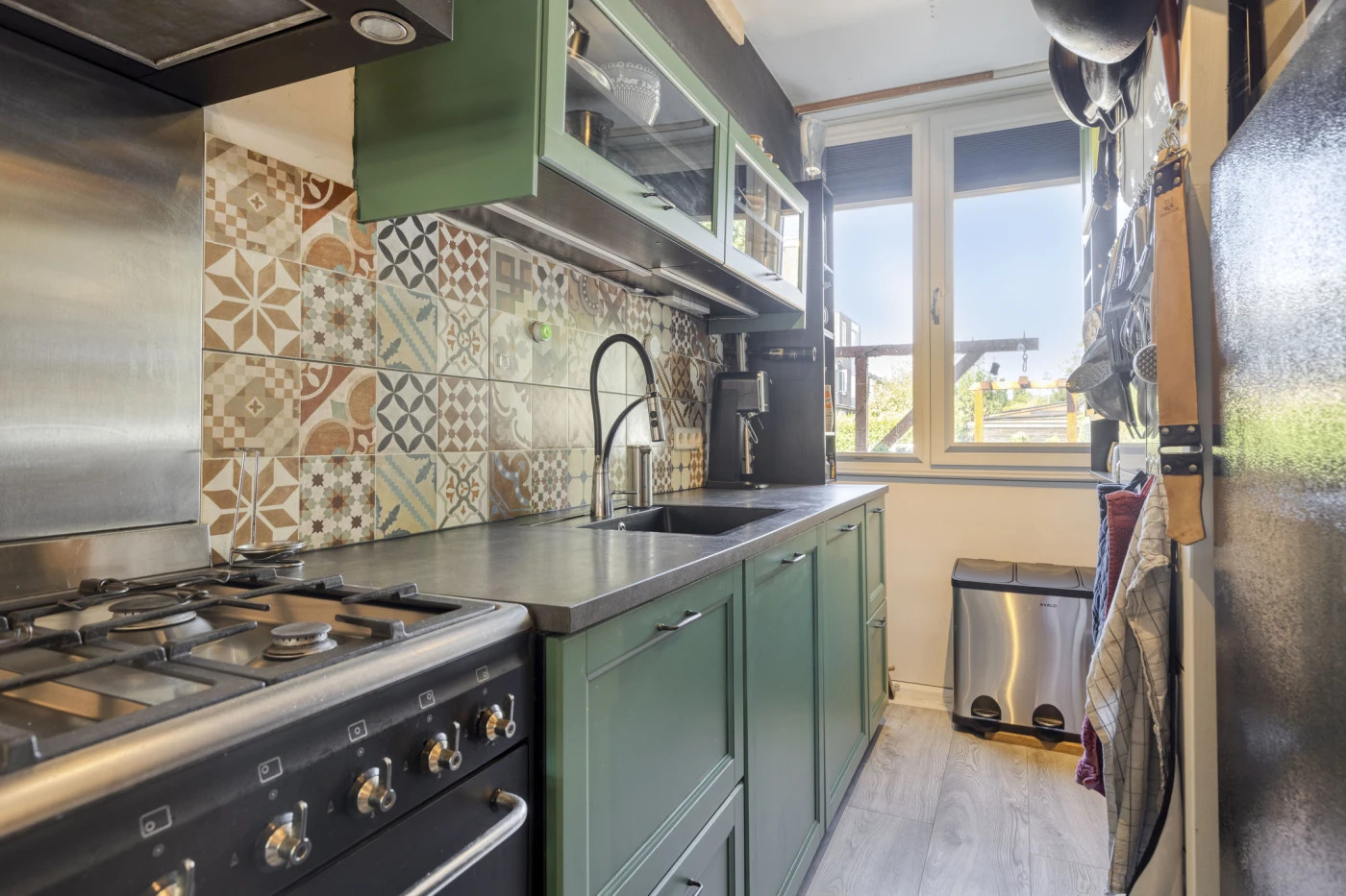 Tussenwoning te koop: Tieflandstraat 54, Hoogvliet Rotterdam