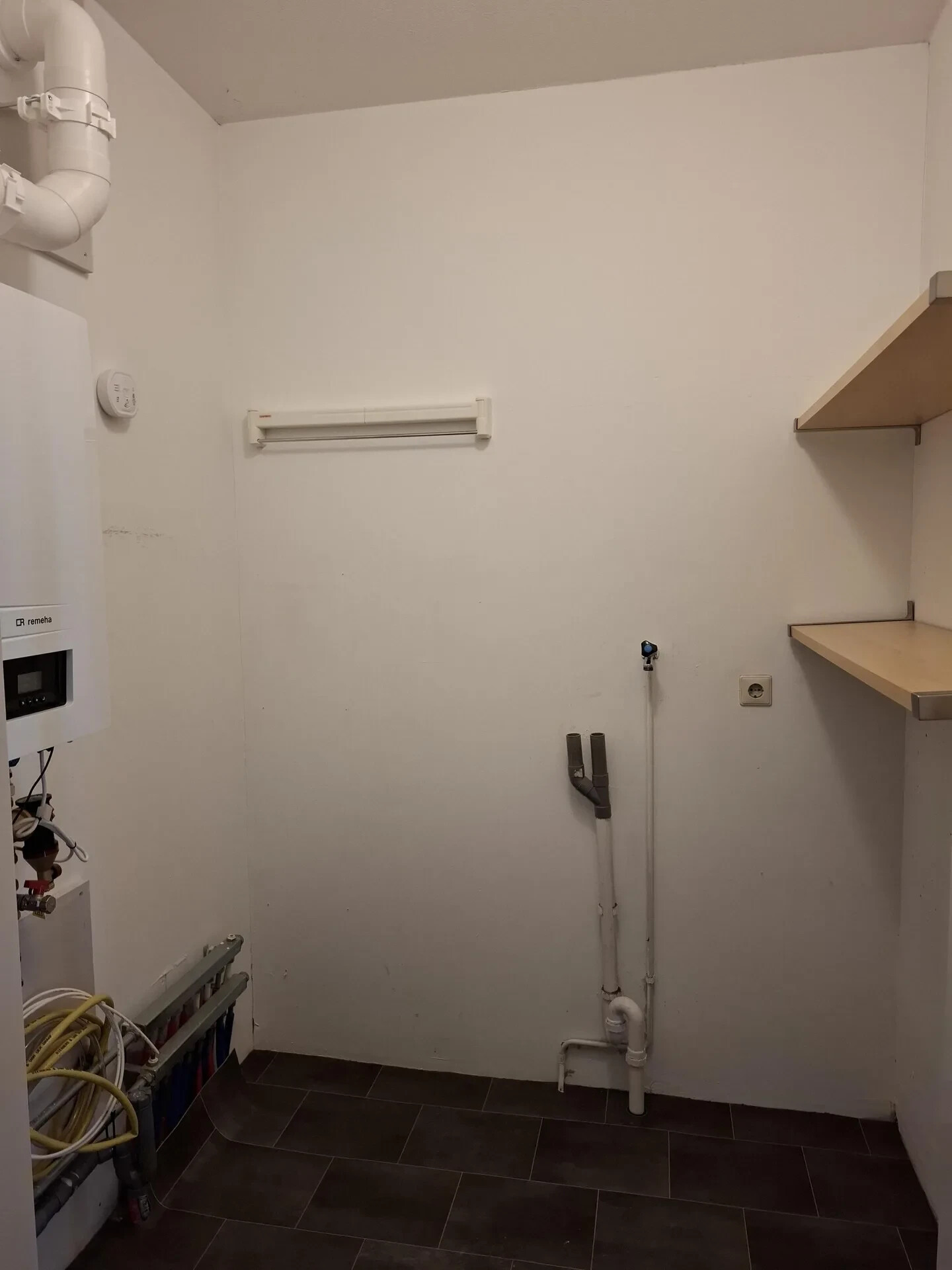Appartement te koop: Uiterdijk 60, Pernis Rotterdam