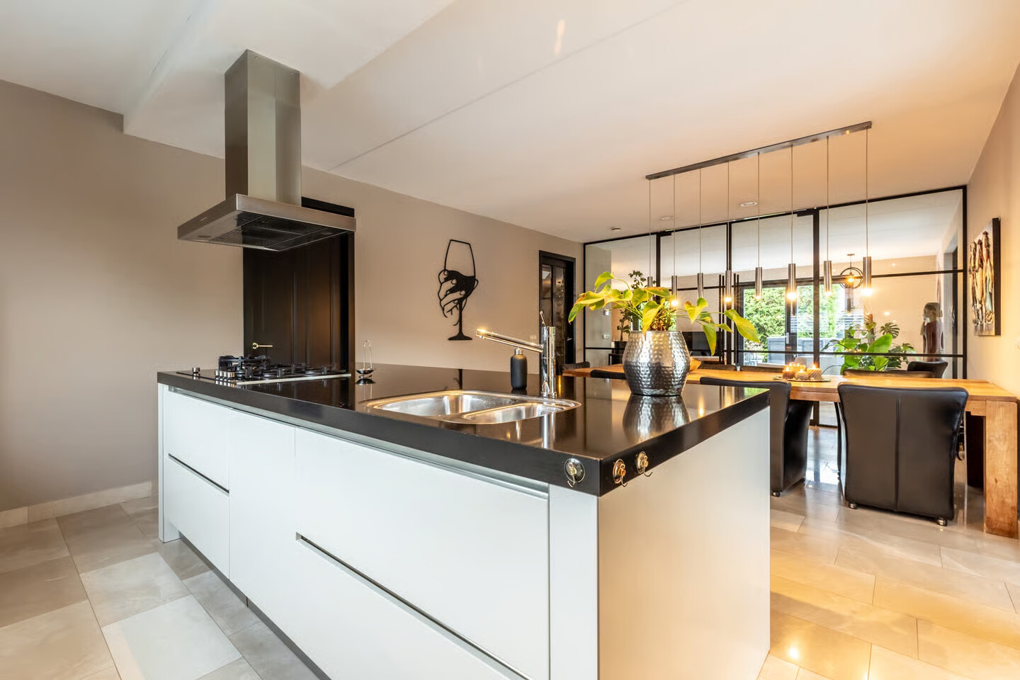 Vrijstaande woning te koop: Zellingstraat 73, Pernis Rotterdam