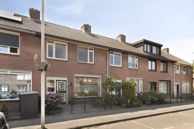 Schout Eeuwoutstraat 24