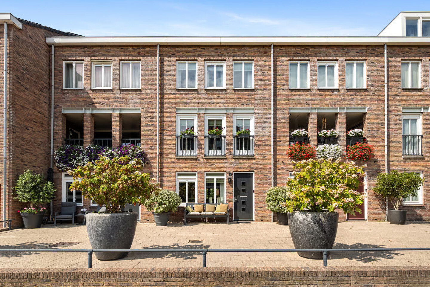 Tussenwoning te koop: Jan Campertkade 9, Spijkenisse