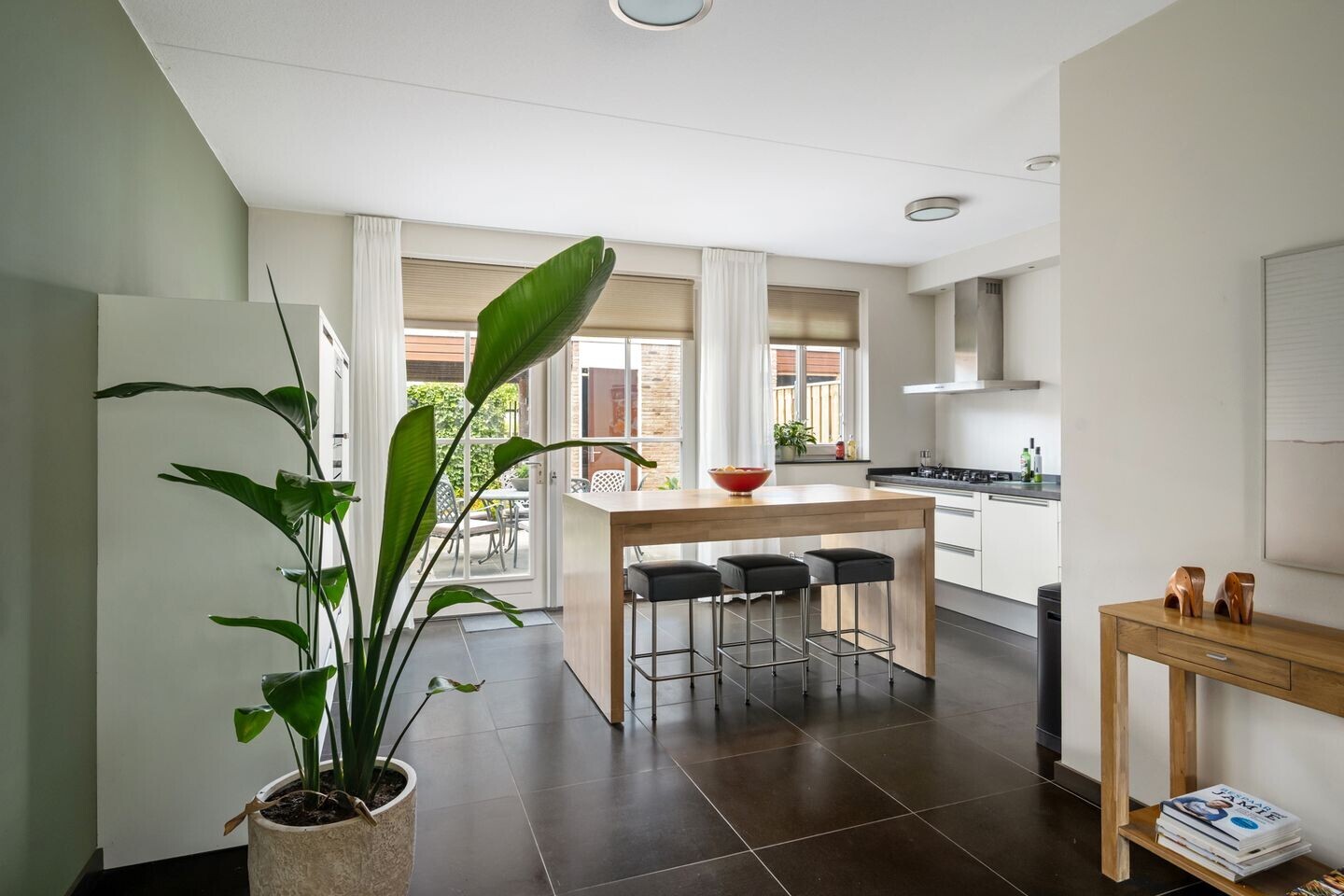 Tussenwoning te koop: Jan Campertkade 9, Spijkenisse