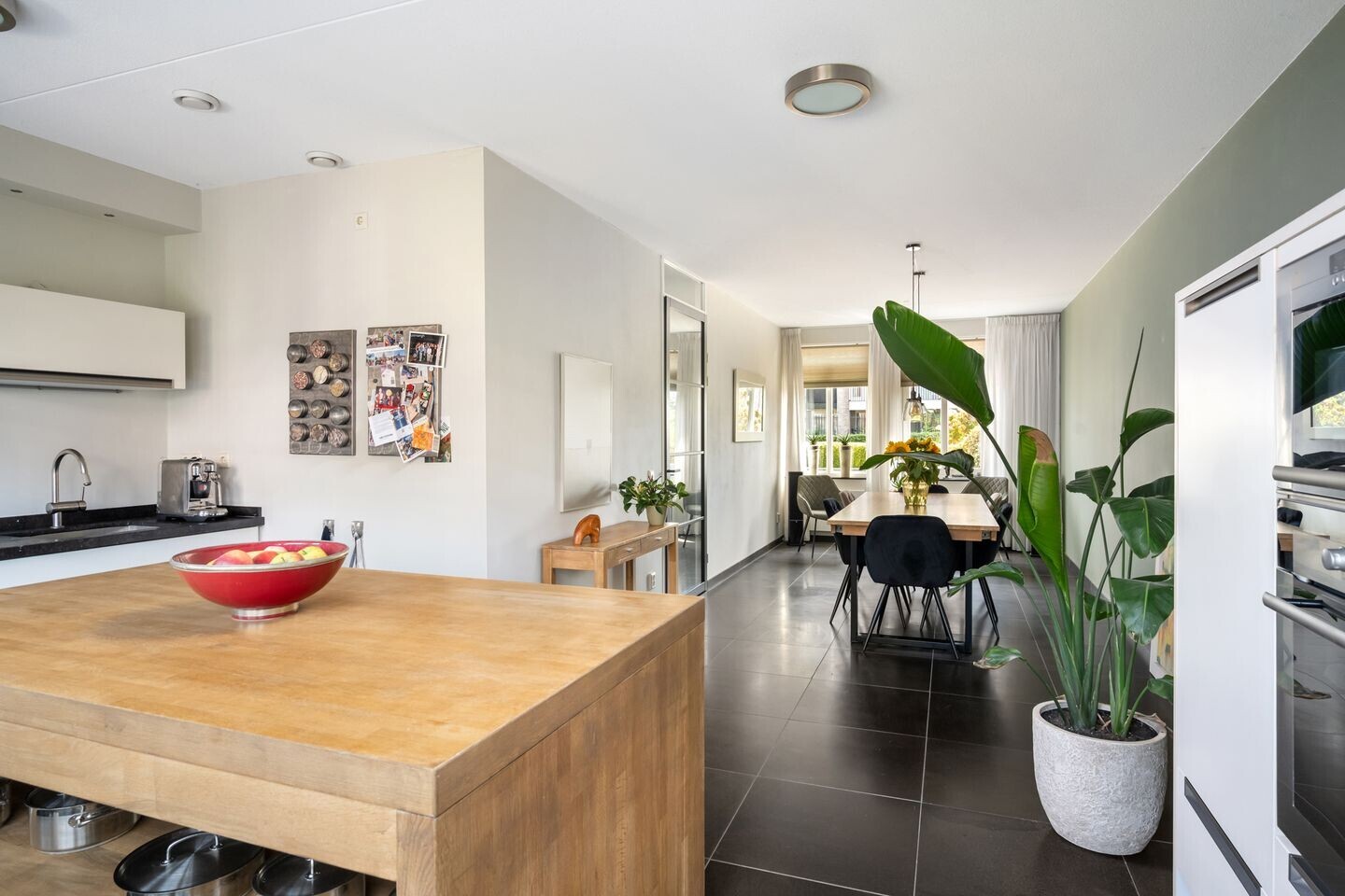 Tussenwoning te koop: Jan Campertkade 9, Spijkenisse