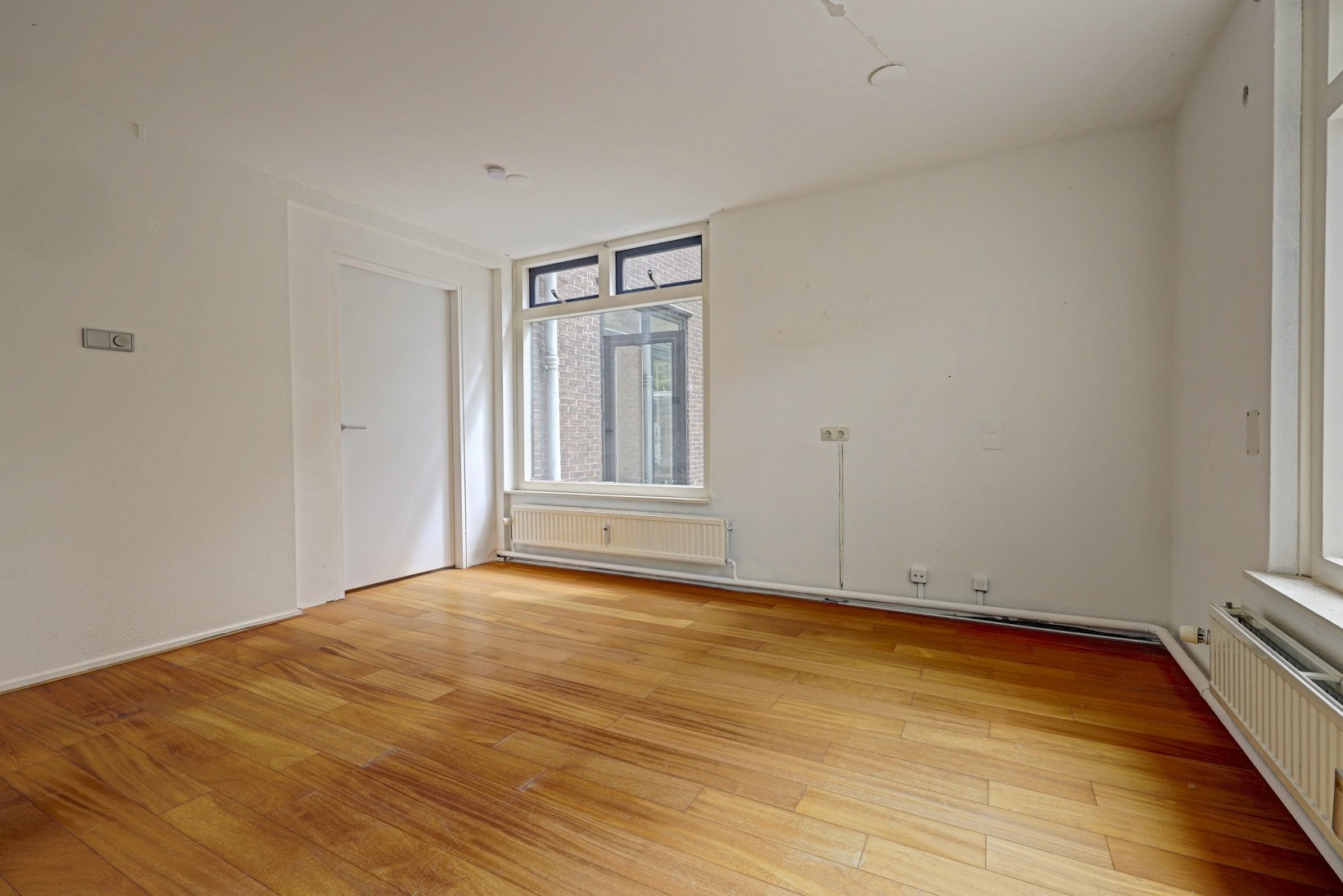 Appartement te koop: Koningin Julianaplein 13, Spijkenisse