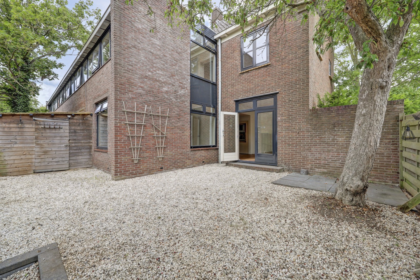 Appartement te koop: Koningin Julianaplein 13, Spijkenisse