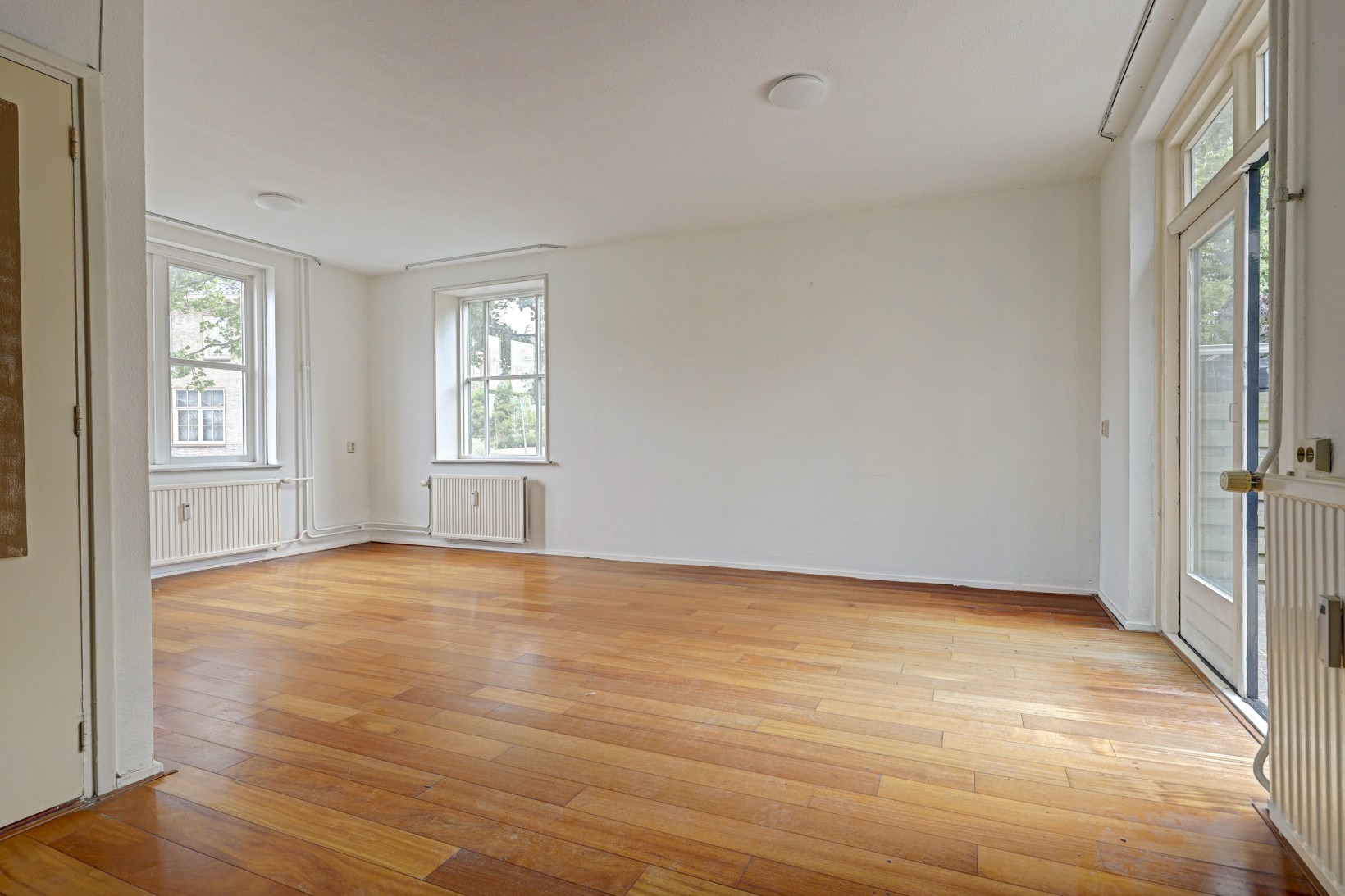 Appartement te koop: Koningin Julianaplein 13, Spijkenisse