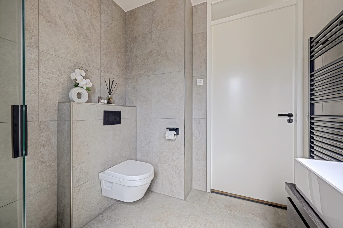 Tussenwoning te koop: Elementenweg 88, Spijkenisse