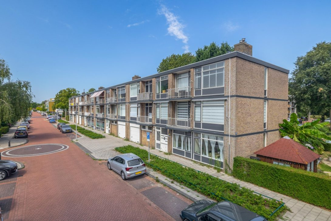 Appartement te koop: Lobeliastraat 37A, Spijkenisse