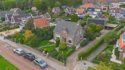 Parallelweg 10