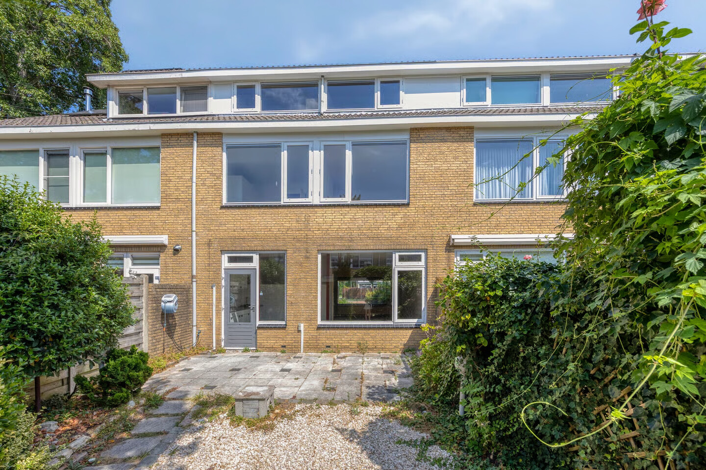 Tussenwoning te koop: Beverveen 158, Spijkenisse