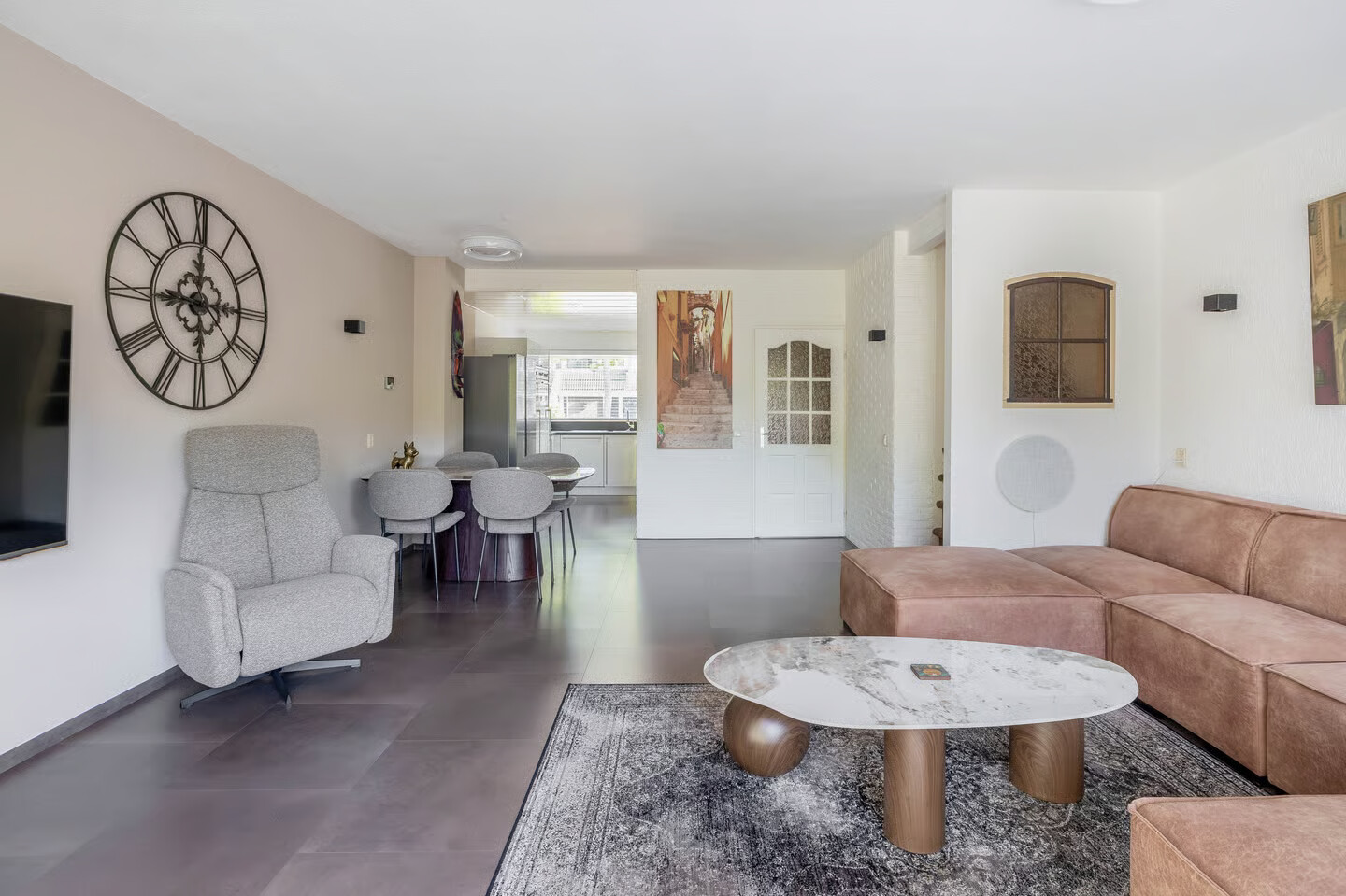 Tussenwoning te koop: Krekelveen 111, Spijkenisse