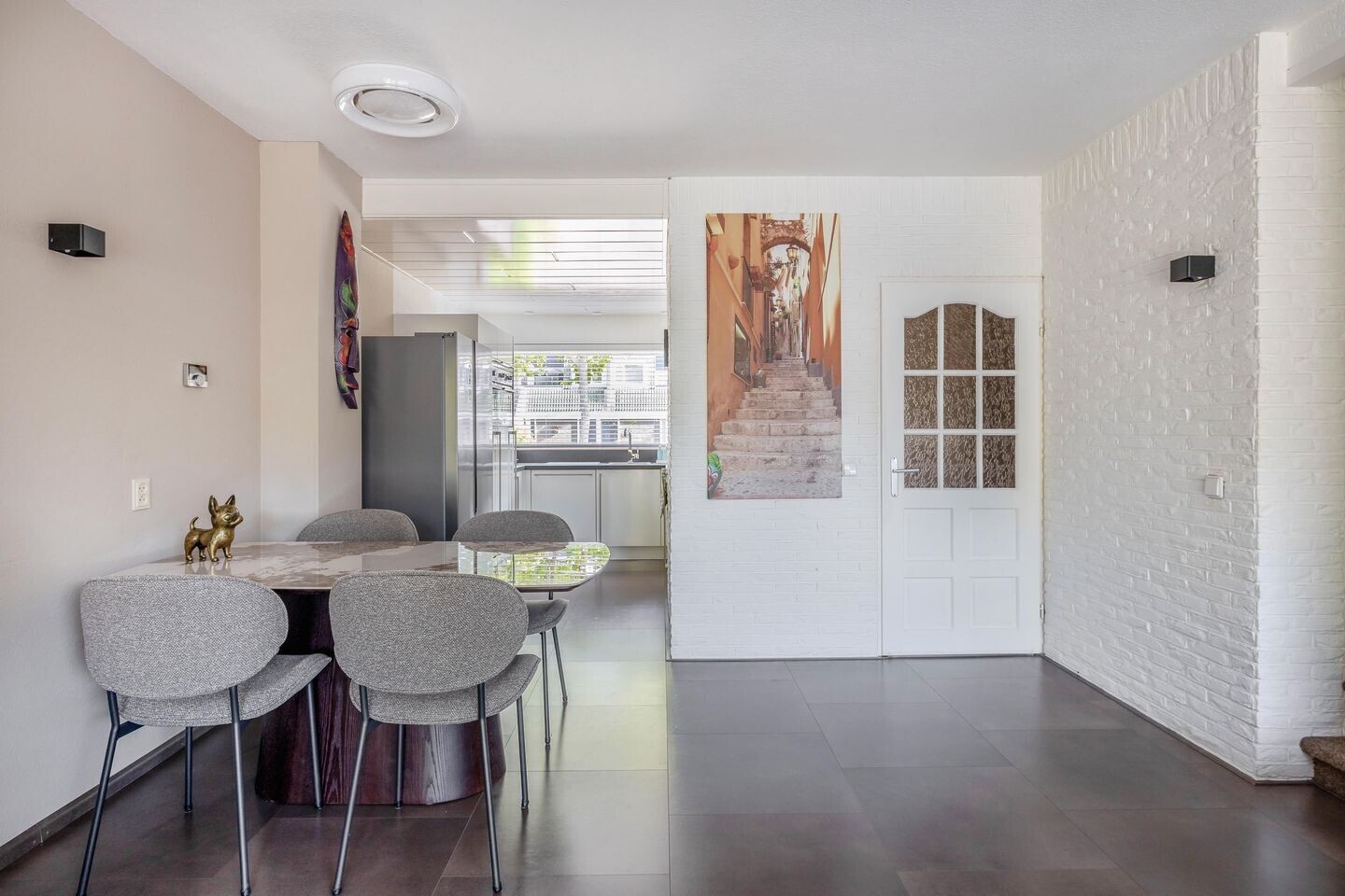 Tussenwoning te koop: Krekelveen 111, Spijkenisse