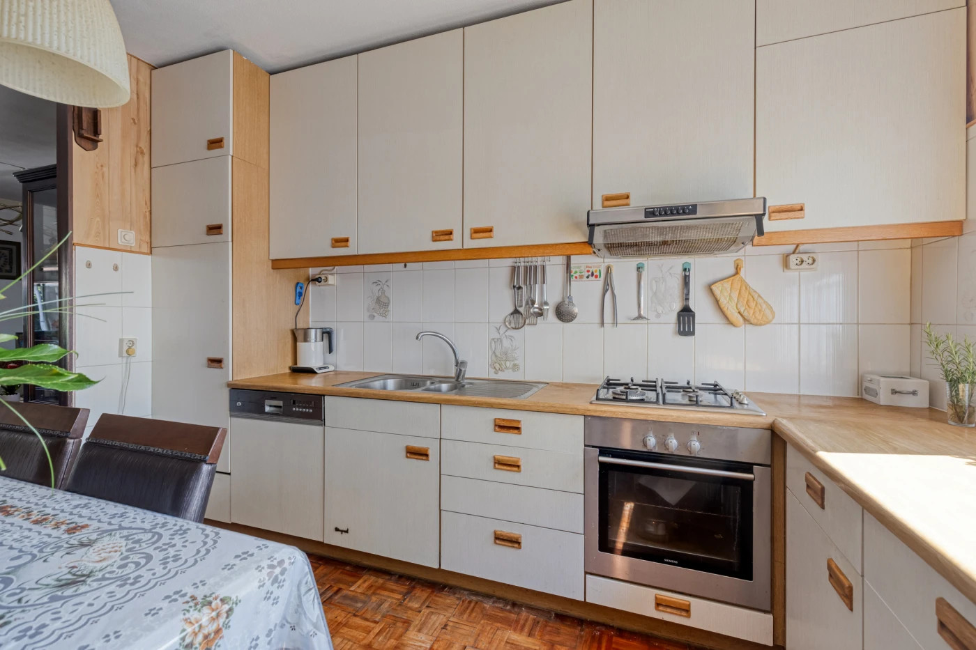 Hoekwoning te koop: Morelgaard 1, Spijkenisse
