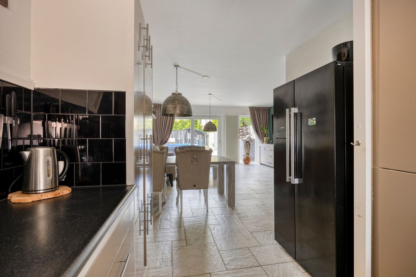 Tussenwoning te koop: Avocadogaard 8, Spijkenisse