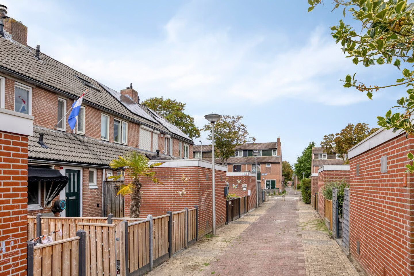 Tussenwoning te koop: Avocadogaard 8, Spijkenisse
