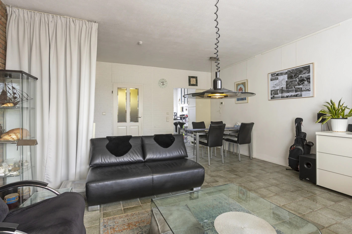 Tussenwoning te koop: Rozemarijndonk 13, Spijkenisse