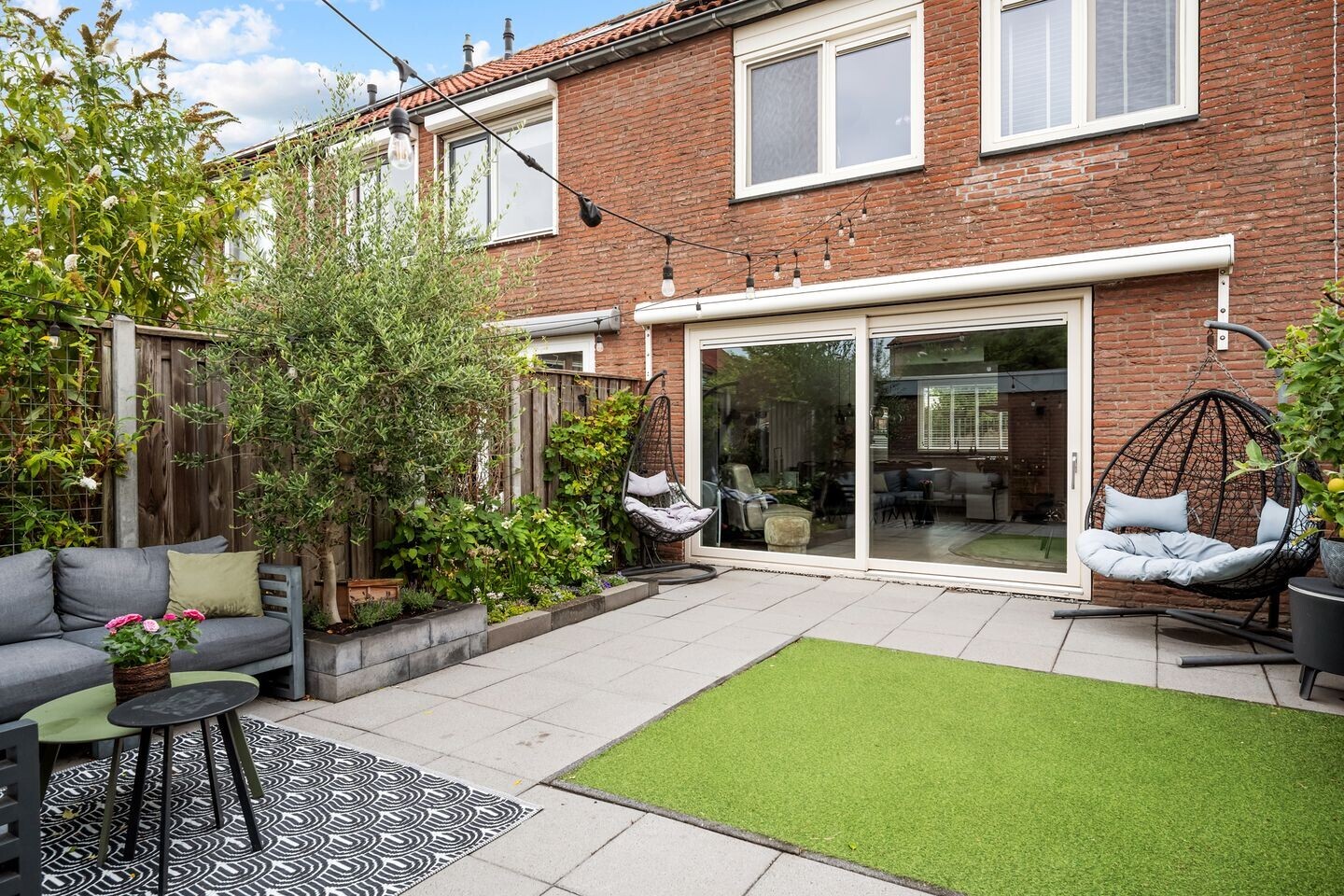 Tussenwoning te koop: Pluimgras 20, Spijkenisse