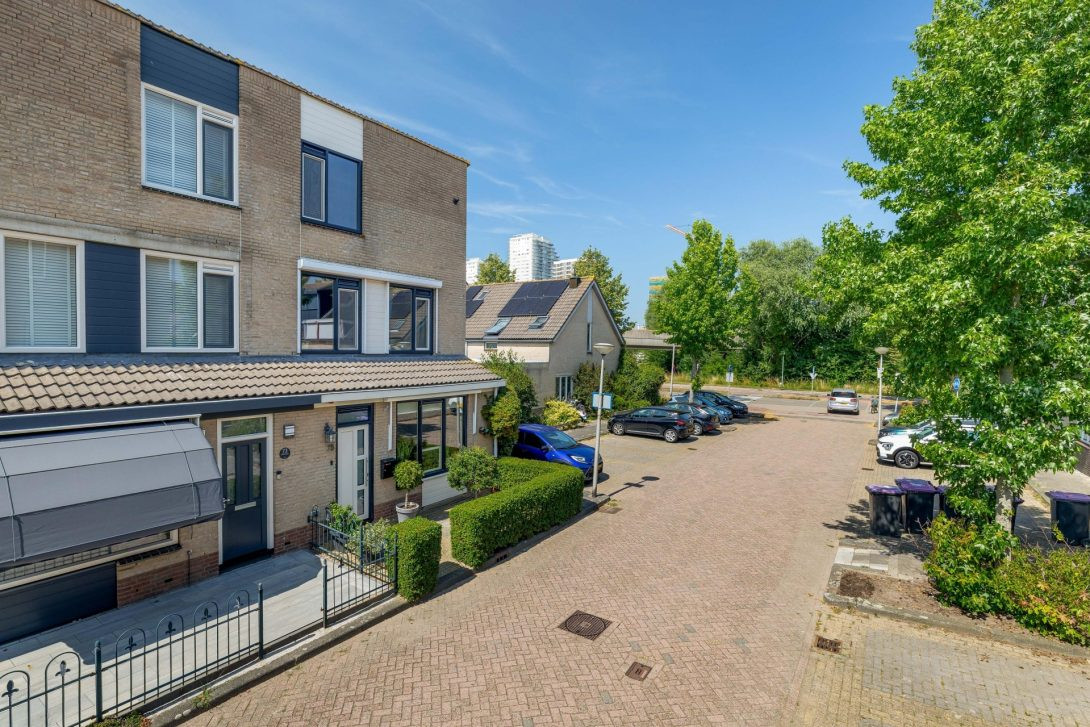 Hoekwoning te koop: Seinestraat 75, Spijkenisse