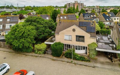 Nan Holdert-Zuikerbergstraat 1