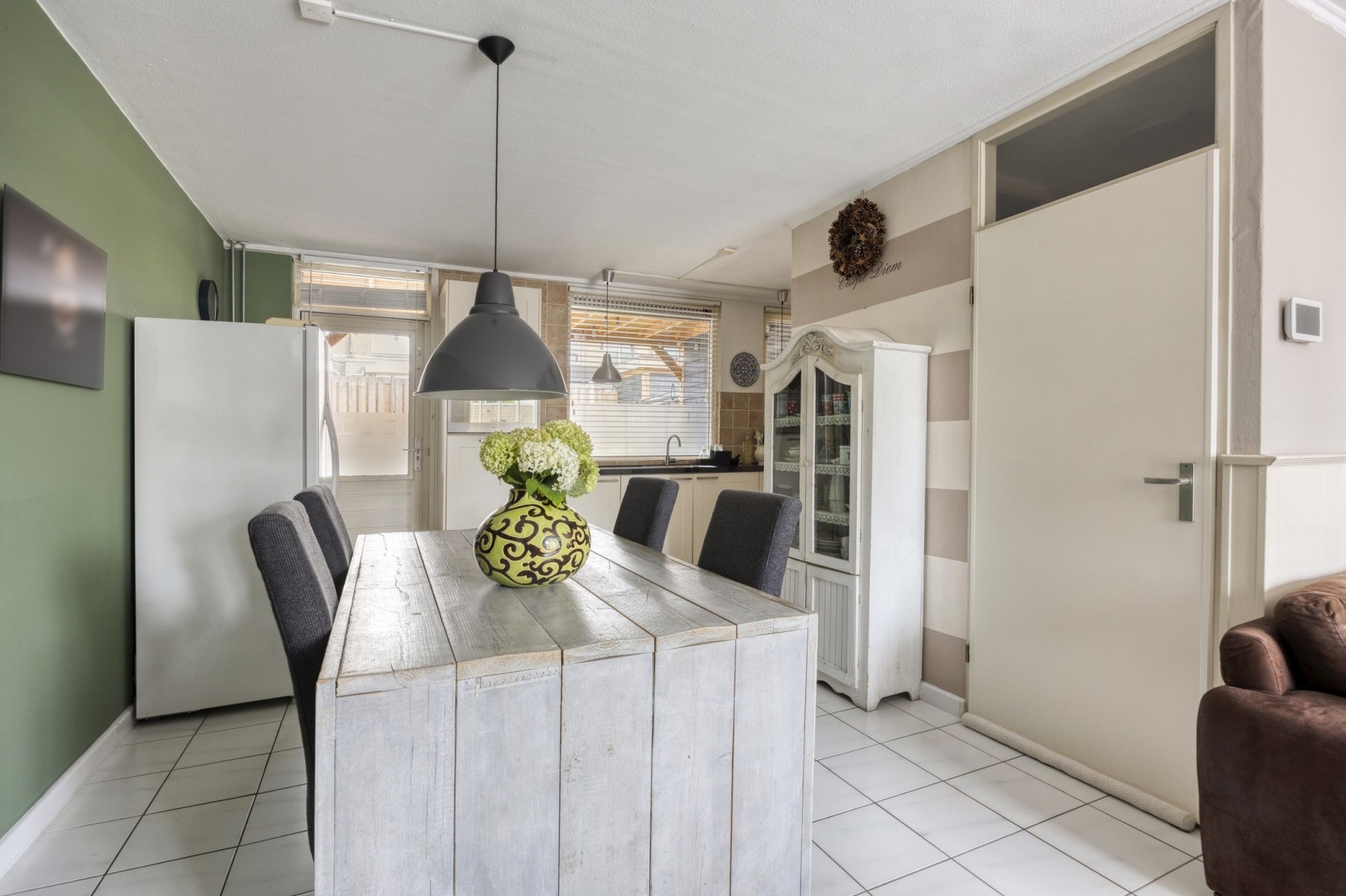 Tussenwoning te koop: Lekstraat 33, Spijkenisse