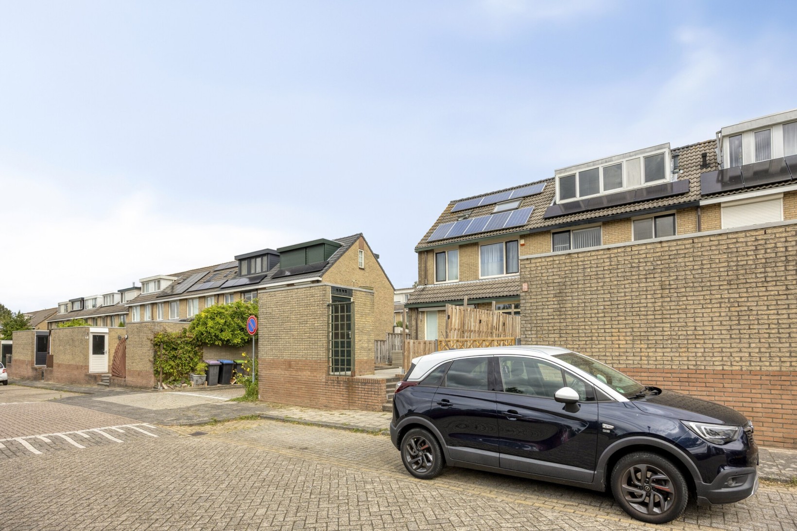 Tussenwoning te koop: Lekstraat 33, Spijkenisse