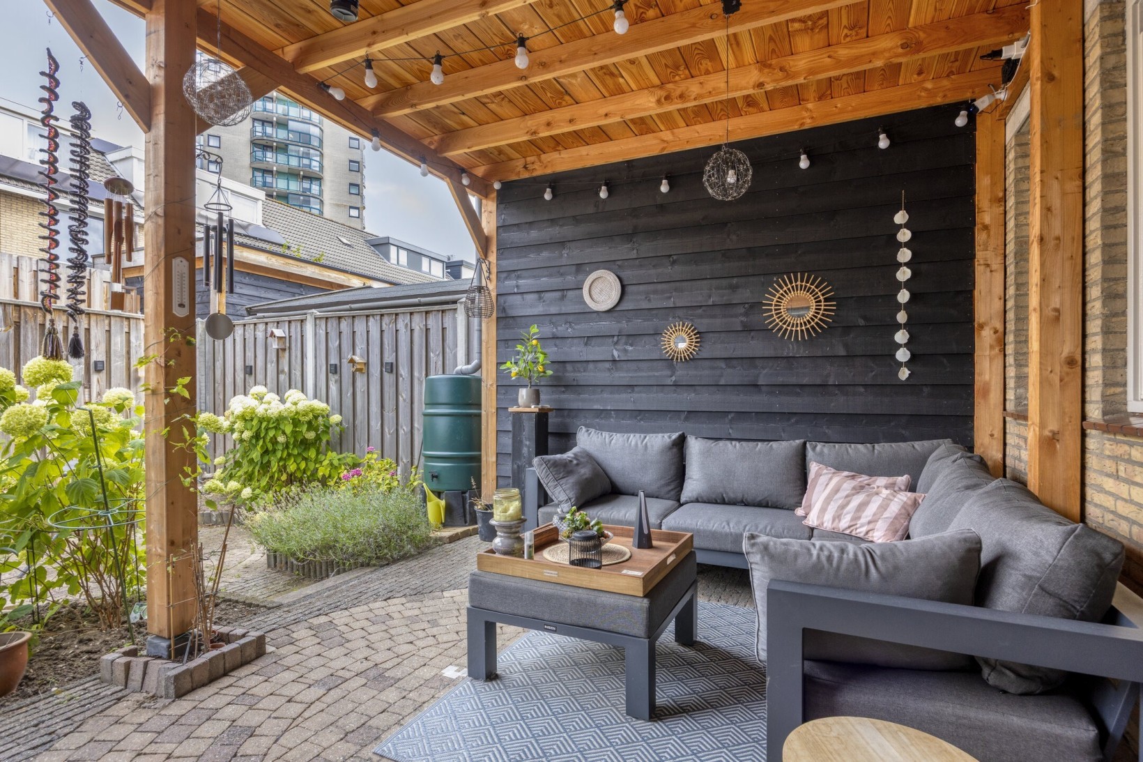 Tussenwoning te koop: Lekstraat 33, Spijkenisse