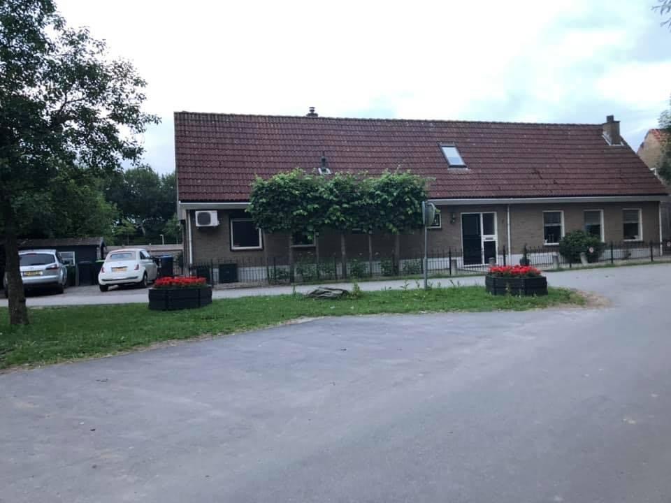 Vrijstaande woning te koop: Breekade 7, Spijkenisse
