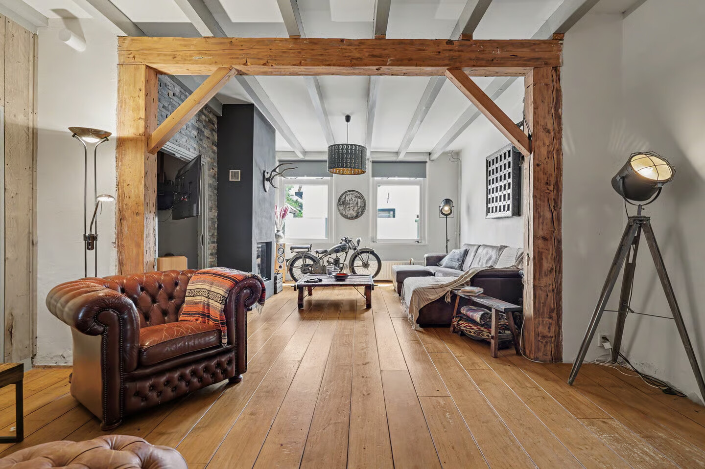 Vrijstaande woning te koop: Ring 12, Simonshaven
