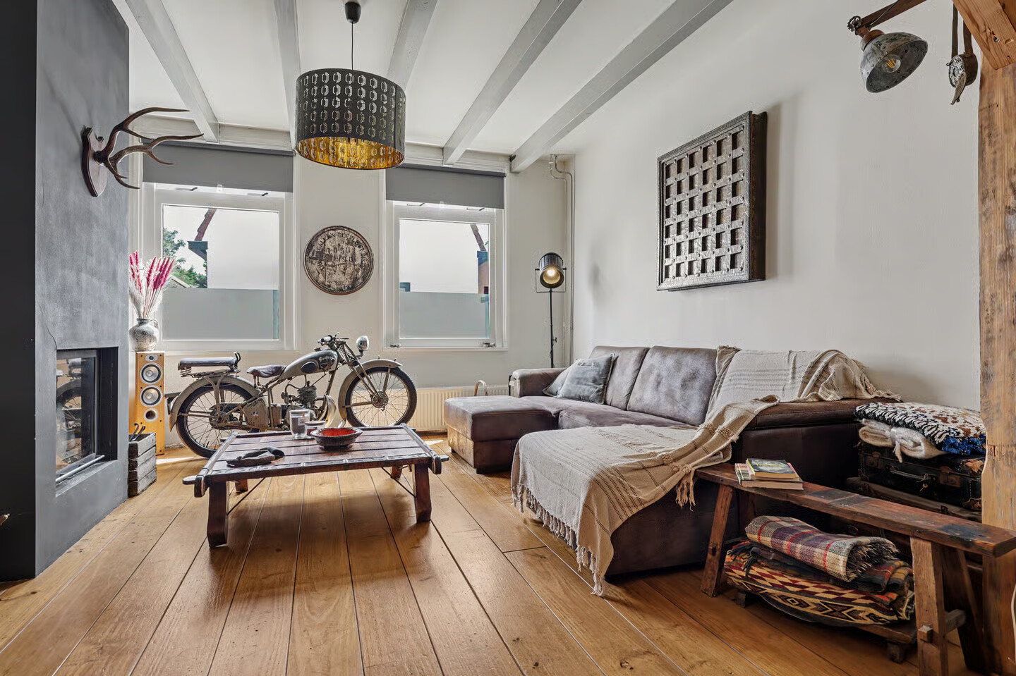 Vrijstaande woning te koop: Ring 12, Simonshaven