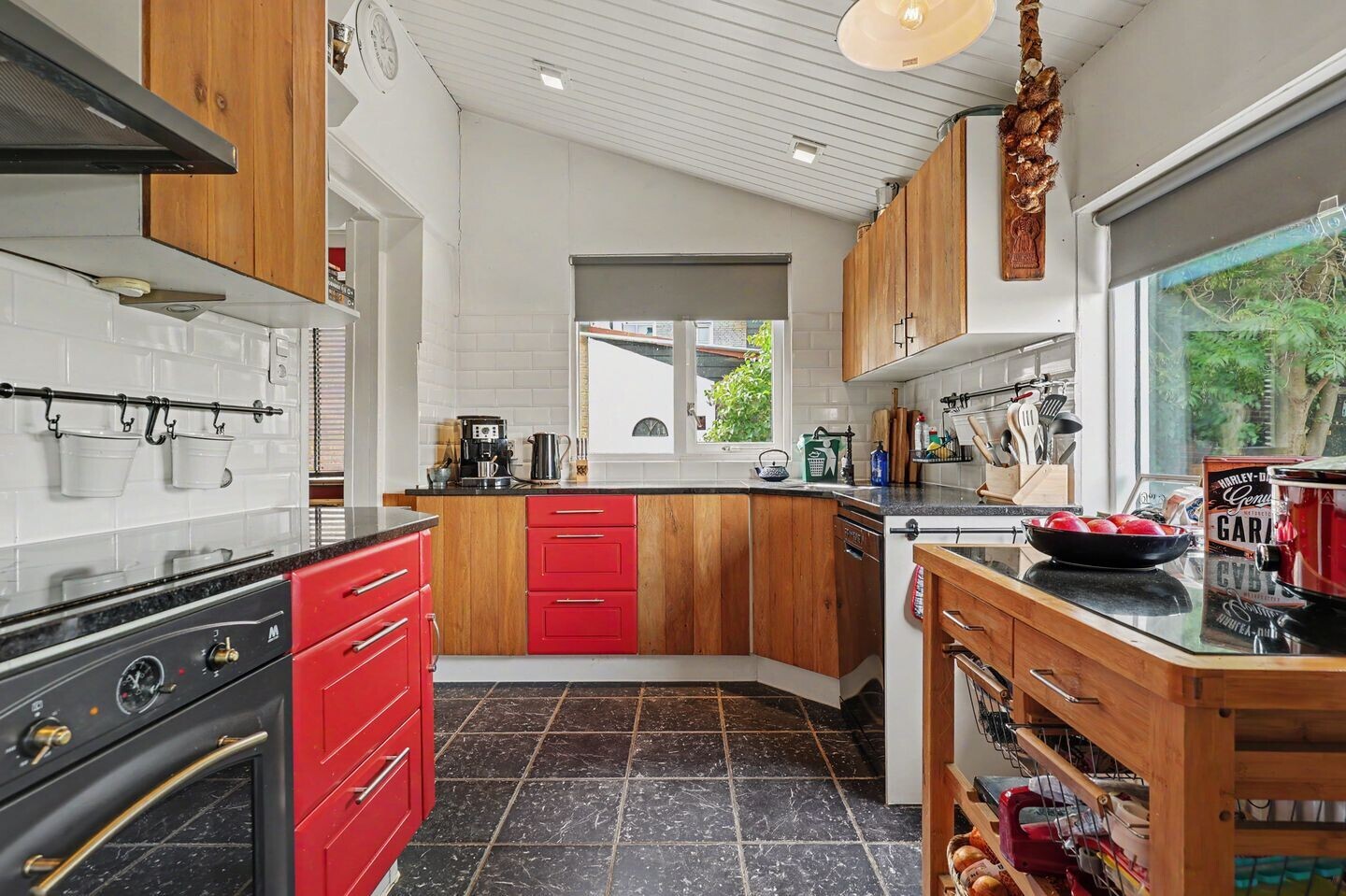 Vrijstaande woning te koop: Ring 12, Simonshaven