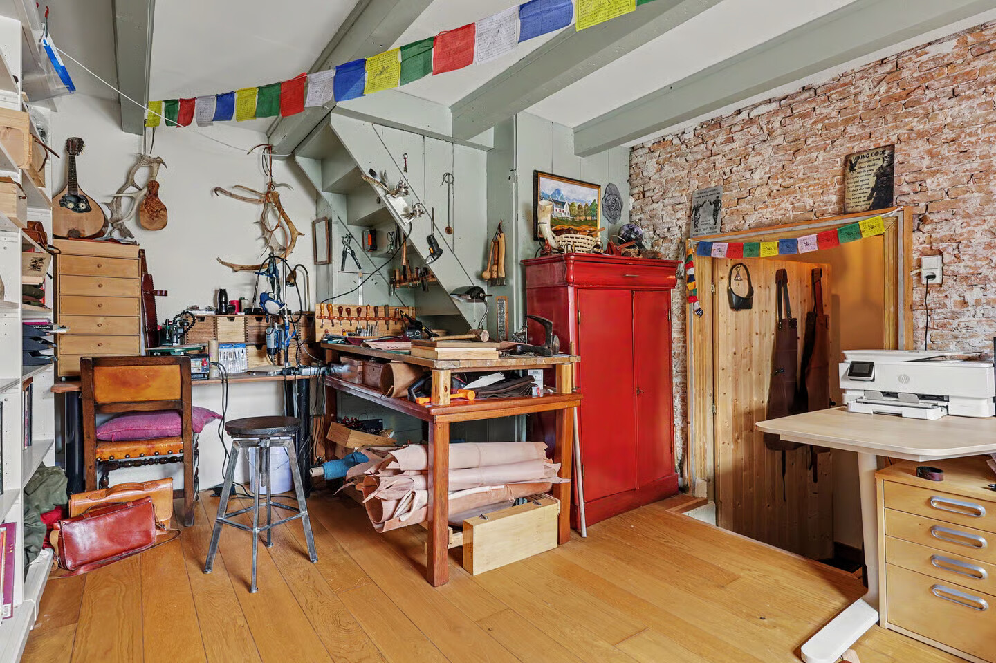 Vrijstaande woning te koop: Ring 12, Simonshaven