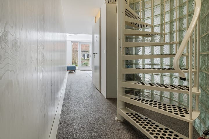 Tussenwoning te koop: Oostkade 54, Hellevoetsluis