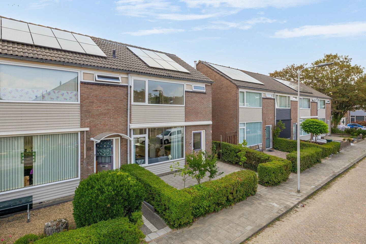 Hoekwoning te koop: Schröderstraat 10, Hellevoetsluis