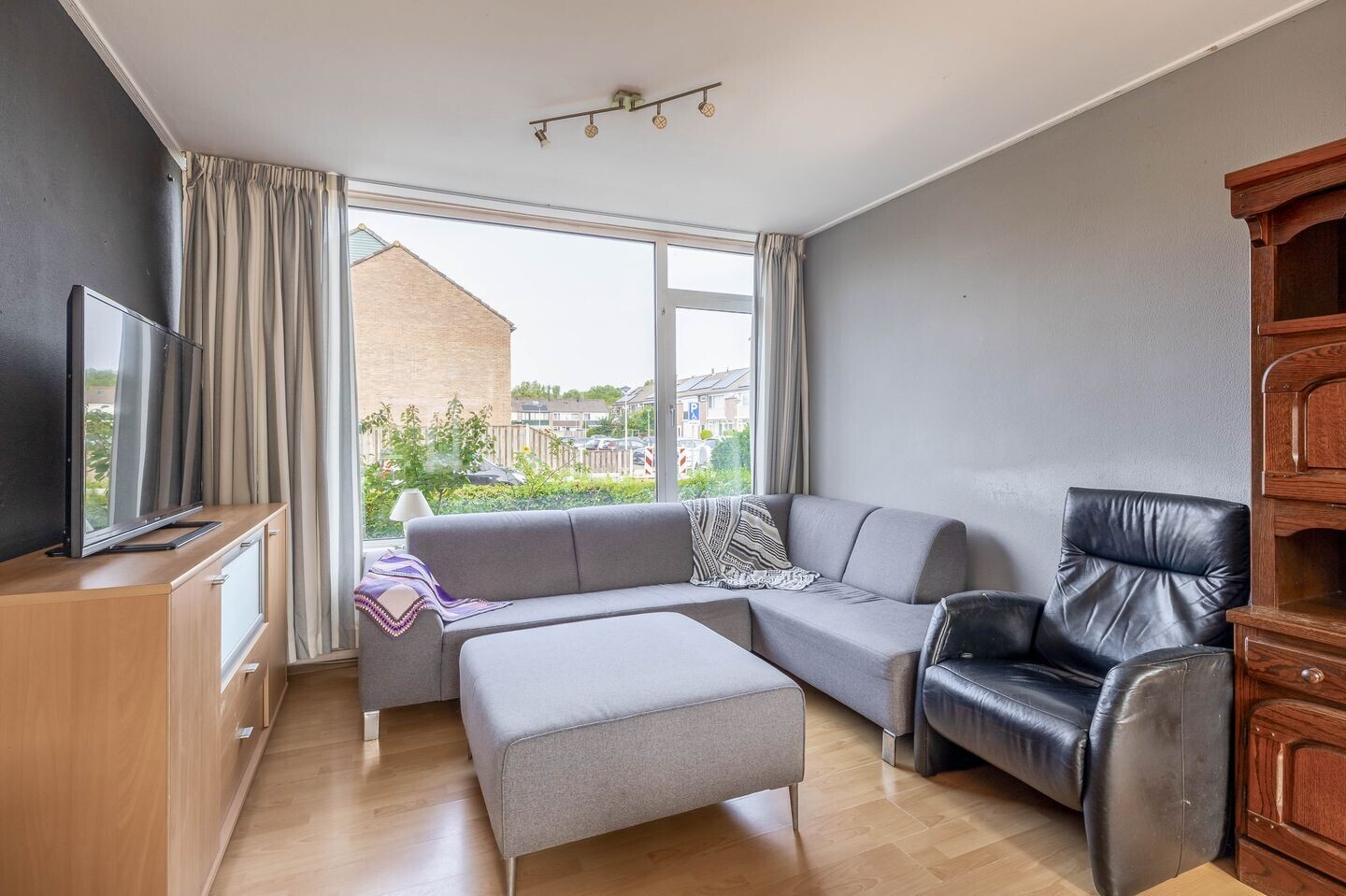 Hoekwoning te koop: Schröderstraat 10, Hellevoetsluis