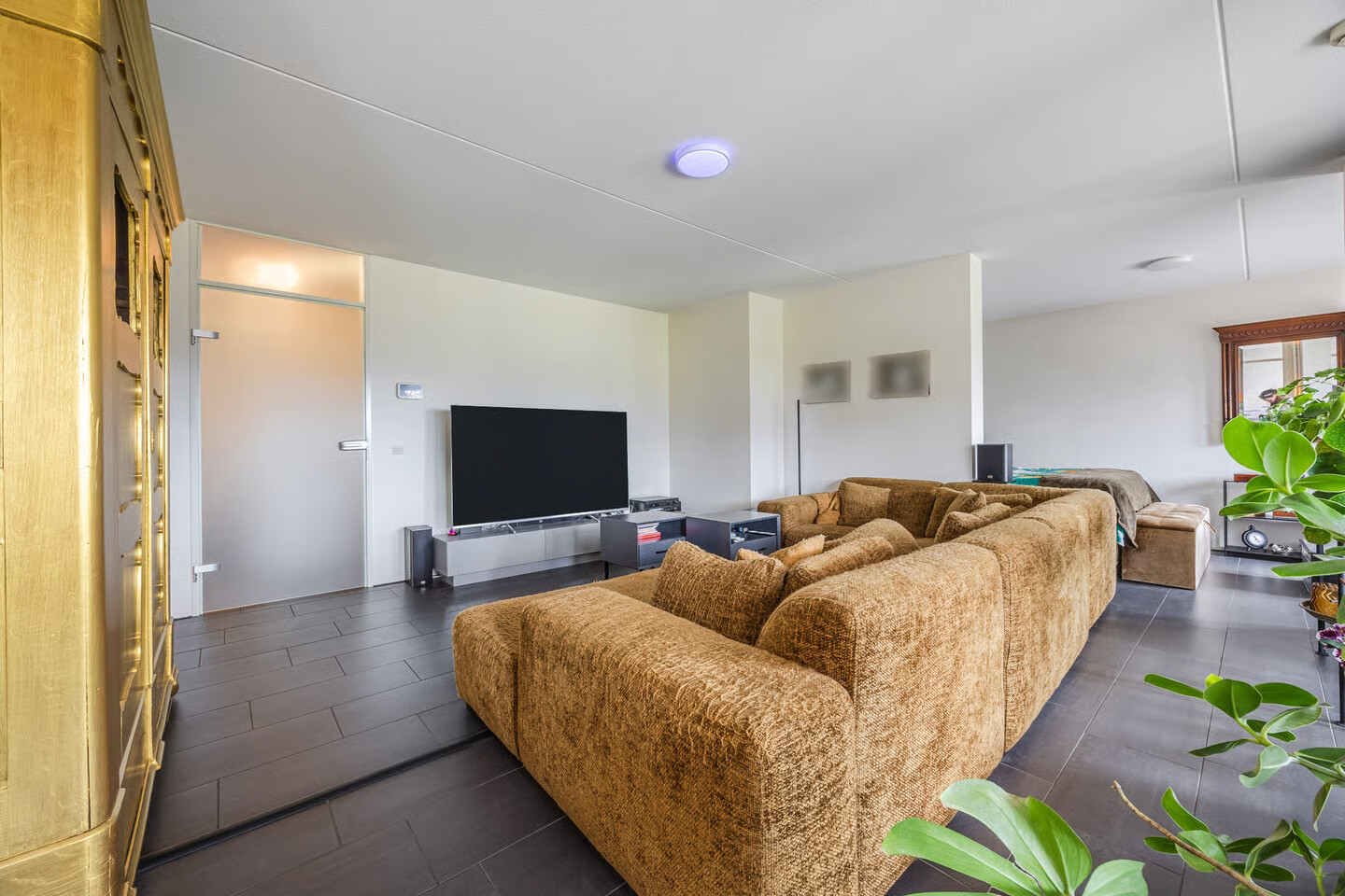 Appartement te koop: Willem- en Maryplein 12, Hellevoetsluis