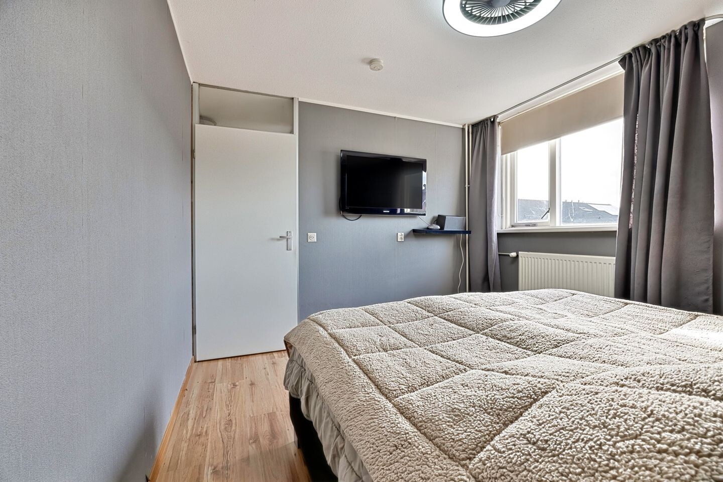 Tussenwoning te koop: Tollenshof 17, Hellevoetsluis