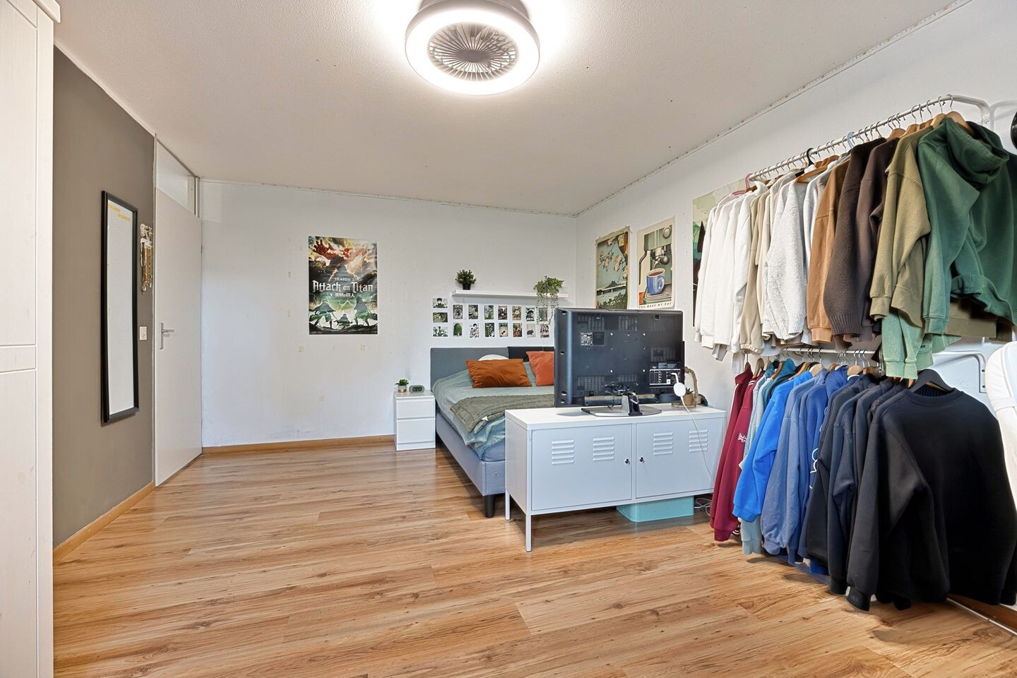 Tussenwoning te koop: Tollenshof 17, Hellevoetsluis