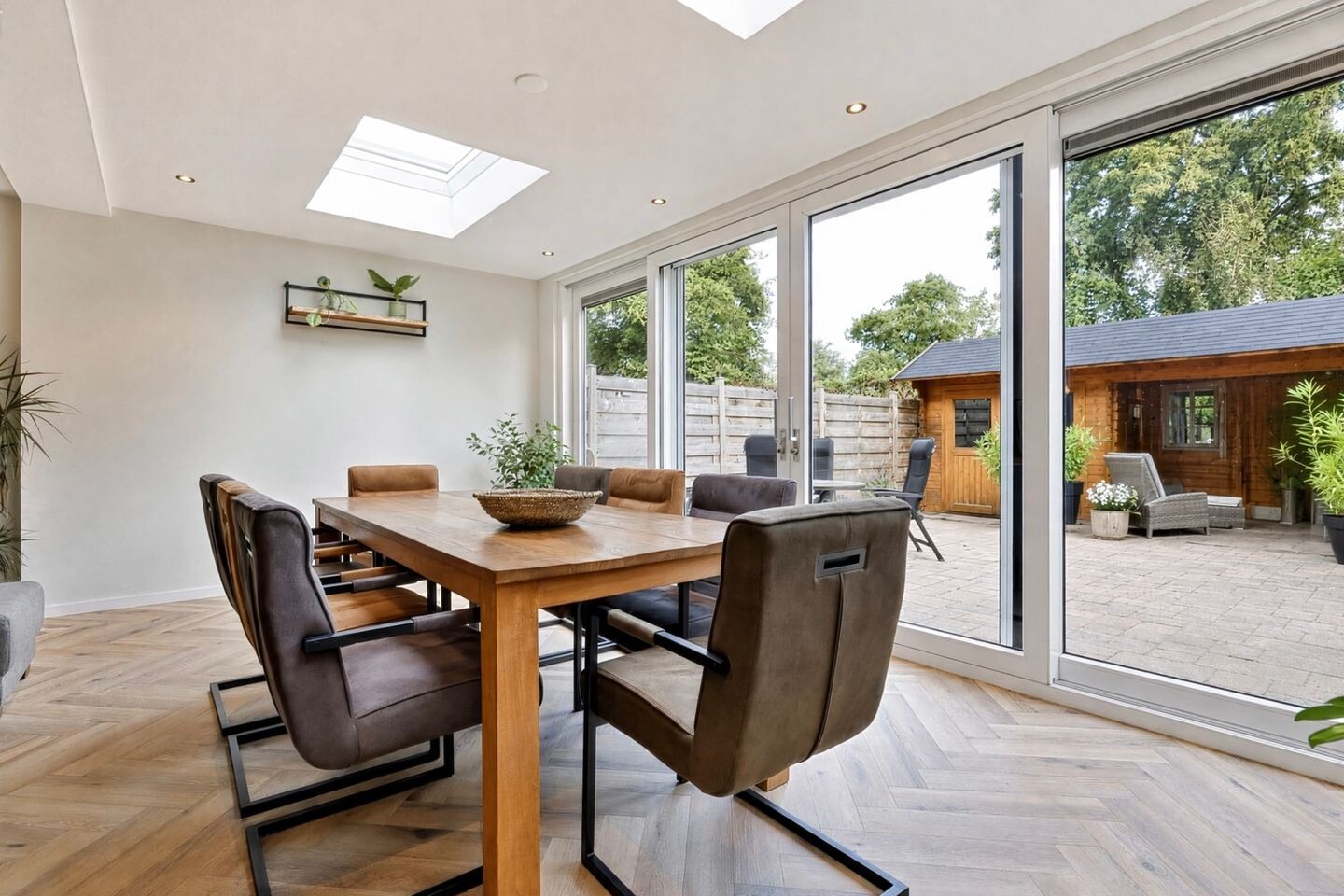 Tussenwoning te koop: Tollenshof 17, Hellevoetsluis