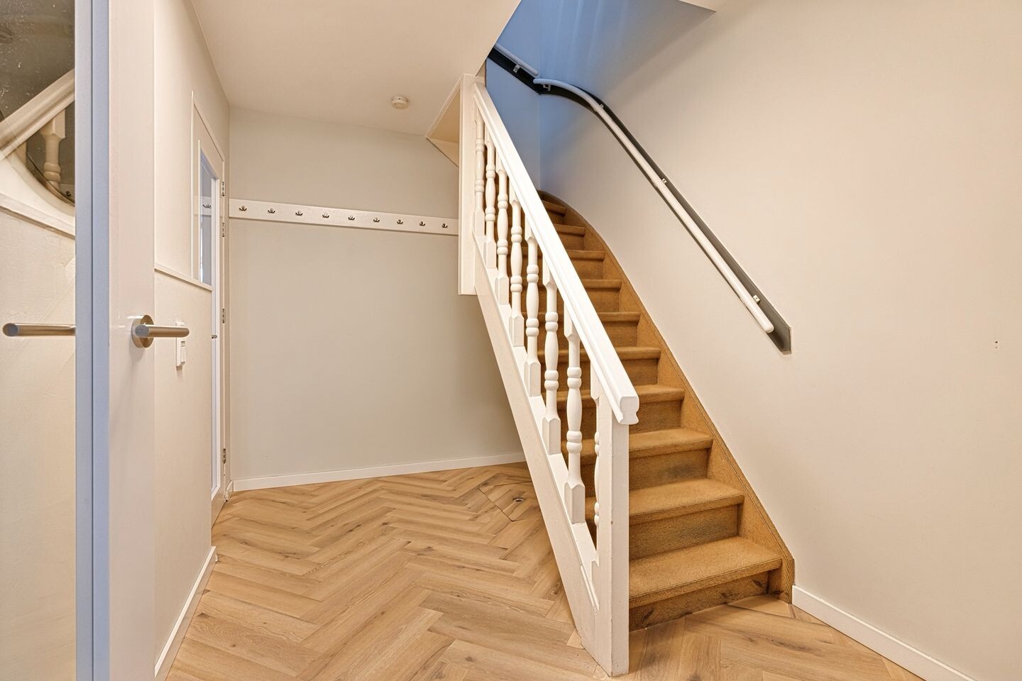 Tussenwoning te koop: Tollenshof 17, Hellevoetsluis