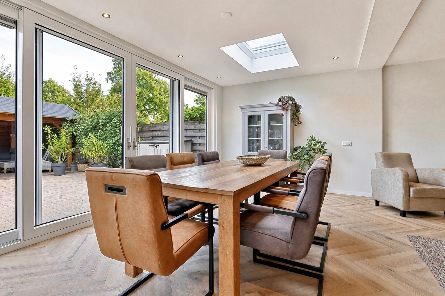 Tussenwoning te koop: Tollenshof 17, Hellevoetsluis