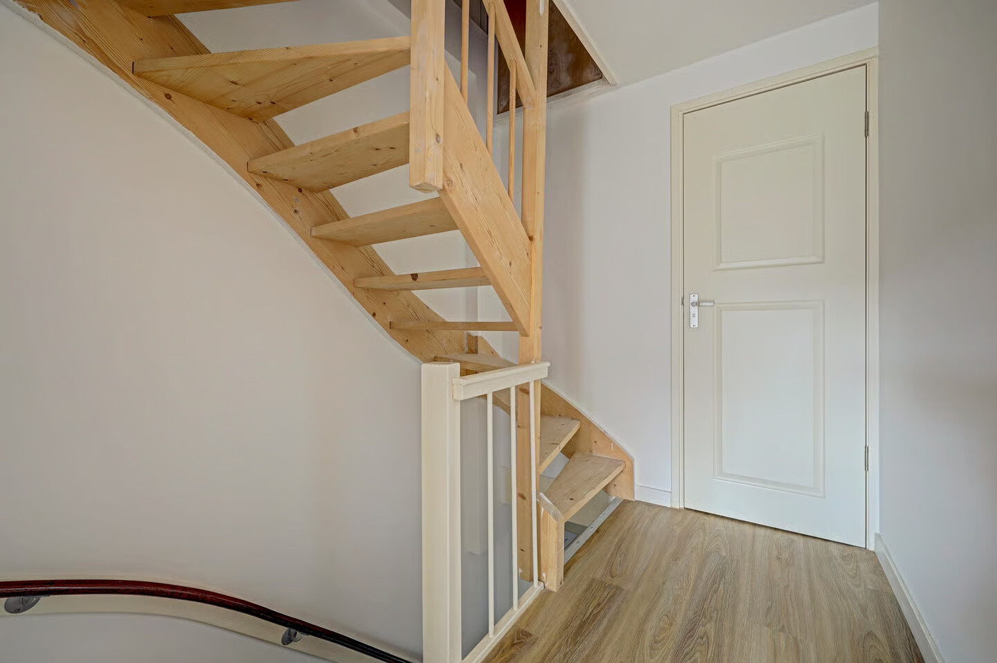 Tussenwoning te koop: Kluutstraat 5, Hellevoetsluis