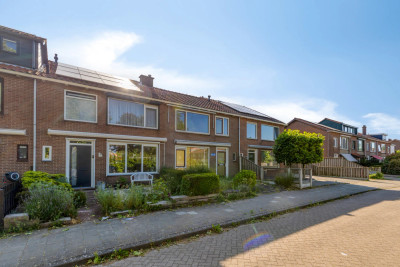 Daniël Willemsstraat 17