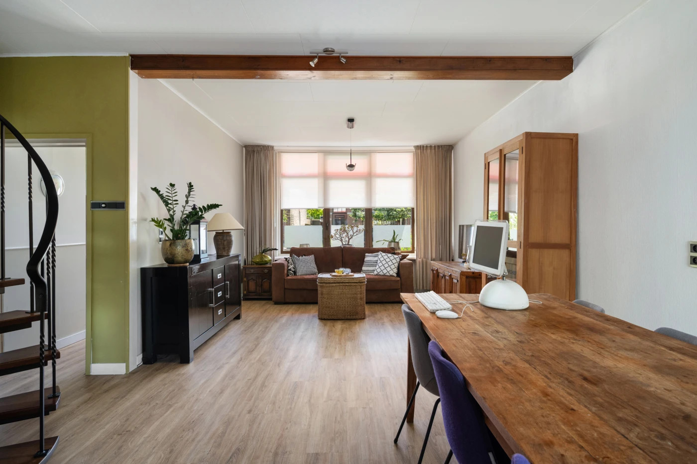 Hoekwoning te koop: Moriaanseweg Oost 207, Hellevoetsluis